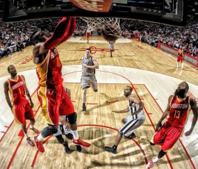 开云登录通道-VAR再陷争议漩涡，当绝对公正神话撞上血肉之躯的足球，当VAR的绝对公正神话撞击血肉之躯的足球