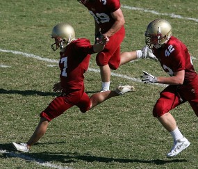 开云登录通道-冰火两重天，多特蒙德势如破竹五连胜领跑，巴黎圣日耳曼主帅恩里克深陷下课危机，多特五连胜势如破竹，巴黎主帅恩里克深陷下课危机