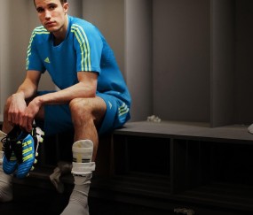 开云登录通道-阿扎伦卡苦战热火惊险晋级，悬殊比分下的真正较量引深思，悬殊比分下的鏖战，阿扎伦卡苦战惊险晋级