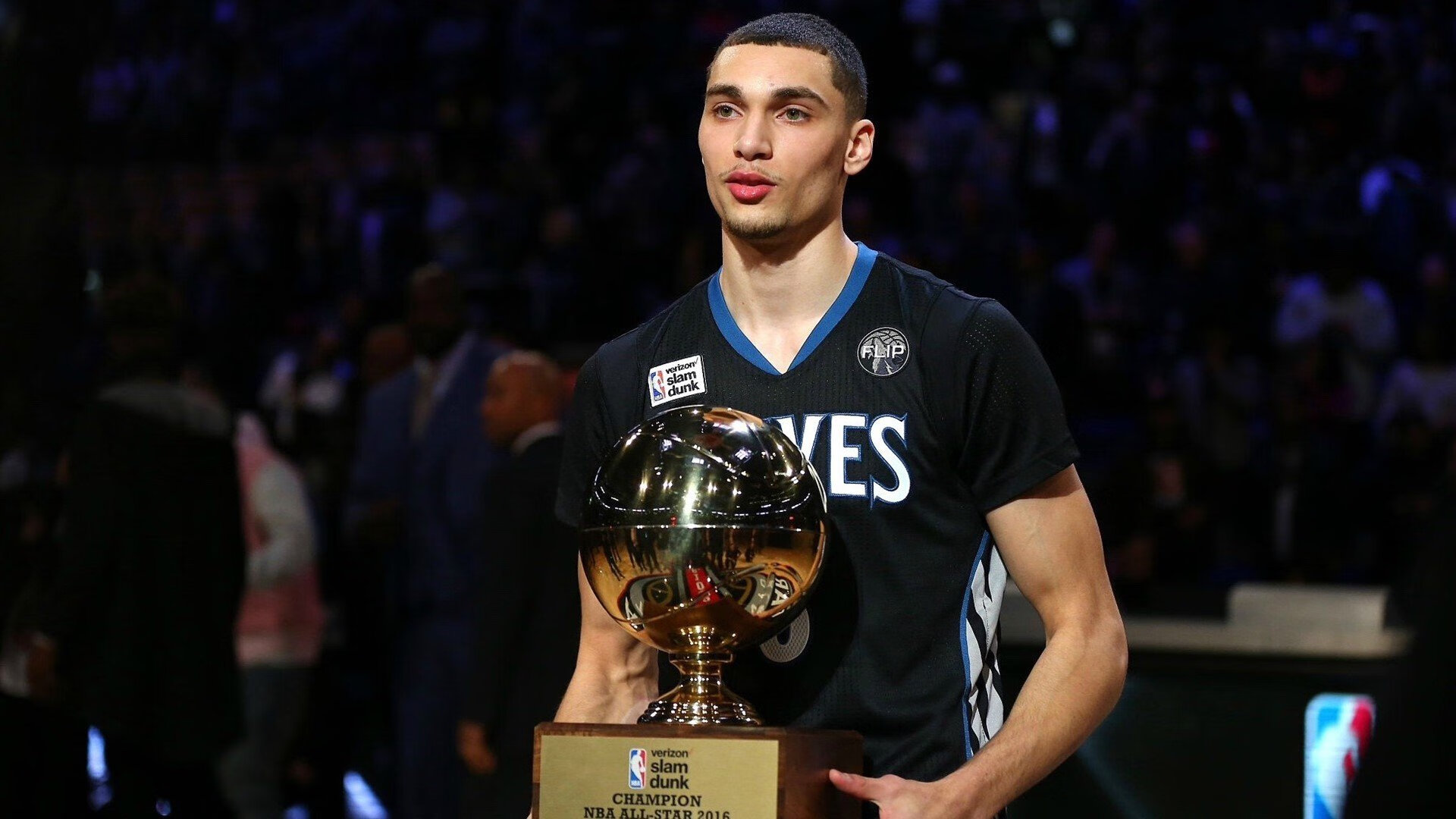 伤愈归来即巅峰！穆雷绝杀引爆快船，一记三分问鼎冠军首场，王者归来一剑封喉！穆雷三分绝杀快船问鼎冠军首战